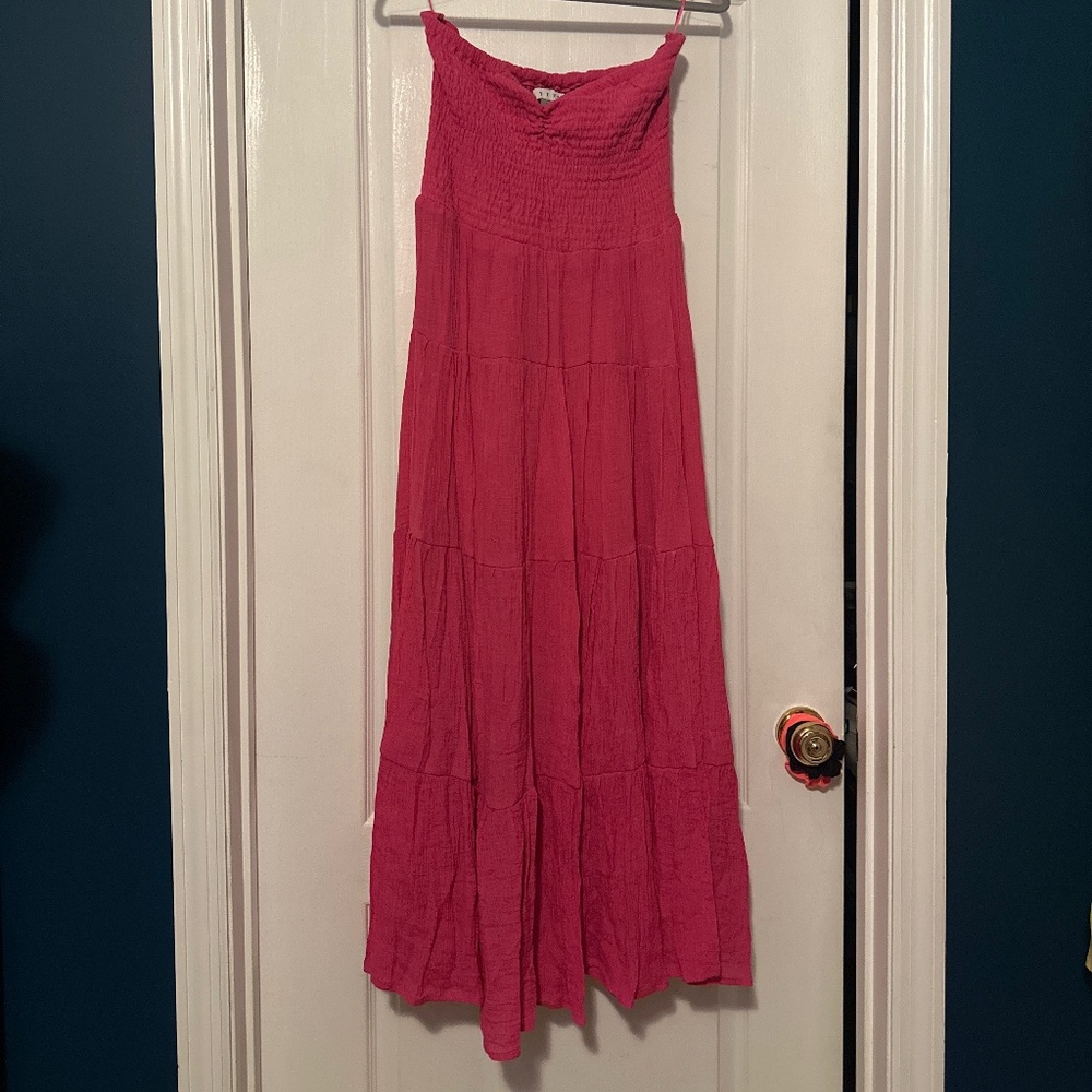 Strapless pink tiered midi dress